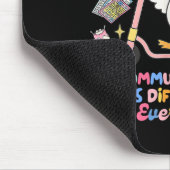 Tapis De Souris La Communication Silly Goose Semble Différente (Coin)