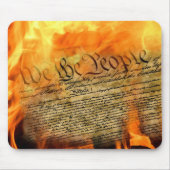 Tapis De Souris La Constitution américaine en flammes (Devant)