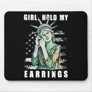 Tapis De Souris La Fille Tenir Mon Oreille Mode De Combat Statue D
