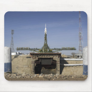 Tapis De Souris La fusée de Soyuz est érigée en le place 6