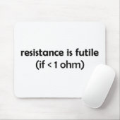 Tapis De Souris la résistance est futile (Avec souris)