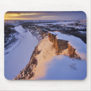 Tapis De Souris La rivière Little Missouri en hiver à