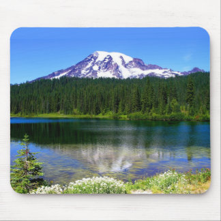 Tapis De Souris Lac reflection, le mont Rainier, WA, Etats-Unis