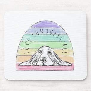 Tapis De Souris l'amour conquiert tout chien arc-en-ciel basset ho
