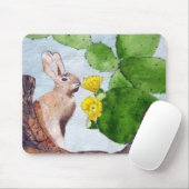 Tapis De Souris Lapin jetant un coup d'oeil par le cactus (Avec souris)