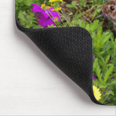 Tapis De Souris Lapin sauvage dans le jardin des fleurs (Coin)