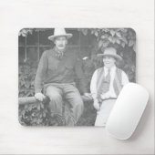 Tapis De Souris Larry Larom et une pose de femmes (Avec souris)