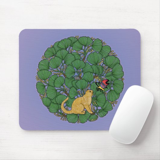 Tapis De Souris Le chat gingembre regarde un papillon (Avec souris)