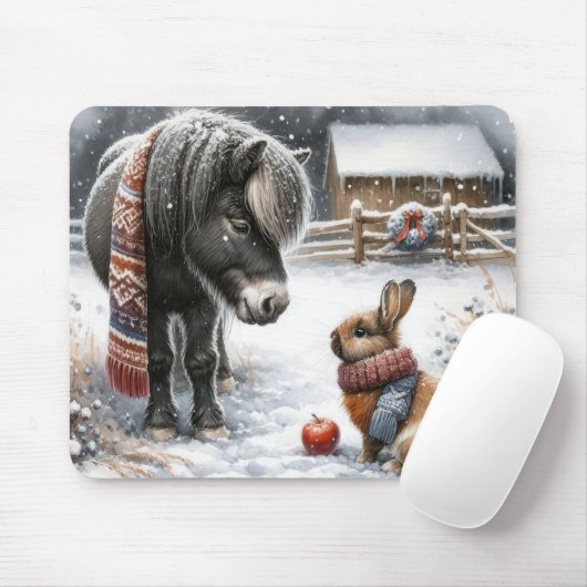 Tapis De Souris Le poney de Noël et le lapin dans une ferme d'hive (Avec souris)