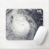 Tapis De Souris Le typhon Mirinae se dirigeant vers l'ouest (Avec souris)