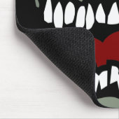 Tapis De Souris Le visage de zombi du sort malheureux (Coin)