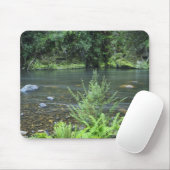 Tapis De Souris Les écoulements de rivière de Hellyer paisiblement (Avec souris)
