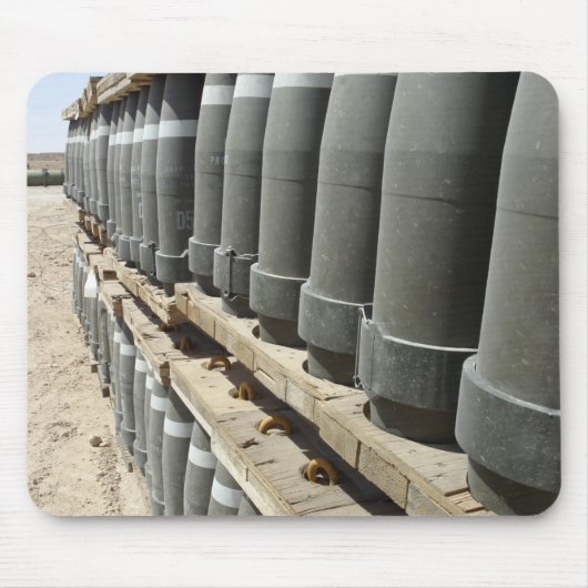 Tapis De Souris Les rangées de munitions sont empilées et préparée (Devant)