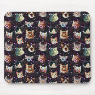 Tapis De Souris Les têtes de chats dans l'espace extra-atmosphér