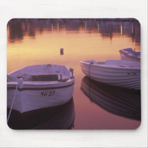 Tapis De Souris Lever de soleil sur le port de Stari Grad avec des