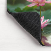 Tapis De Souris Lotus rose flottant dans un étang (Coin)