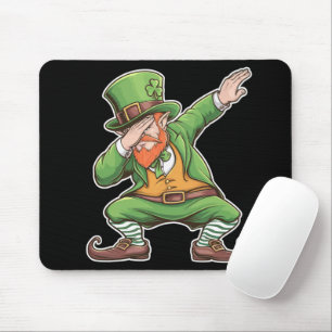 Tapis De Souris Lutin Dab Dabant La Fête De La Saint-Patrick En Ve