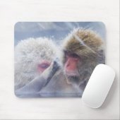 Tapis De Souris Macaques japonais (Macaca fuscata) Grooming in (Avec souris)