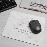 Tapis De Souris Marbre & Rose Gold Lashes & Brows Beauty Logo<br><div class="desc">Chic mousepad personnalisé pour votre maquillage ou votre entreprise esthétique dispose de deux lignes de texte personnalisé en lettres gris fusain,  sur un arrière - plan de luxe en marbre blanc orné d'une paire de cils et de sourcils en feuille d'or faux rose.</div>