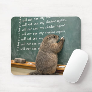 Tapis De Souris Marmotte écrivant des lignes sur un tableau vert