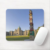 Tapis De Souris Mât totem devant l'édifice du Parlement à (Avec souris)