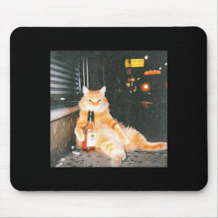 Tapis De Souris Mème de chat ivre vintage dans une rue nocturne dr