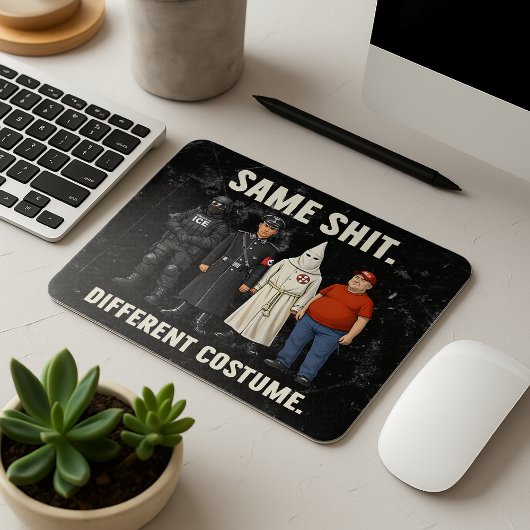Tapis De Souris Même Différent Costume