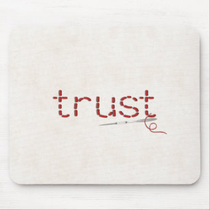 Tapis De Souris message texte TRUST cousu rouge avec aiguille