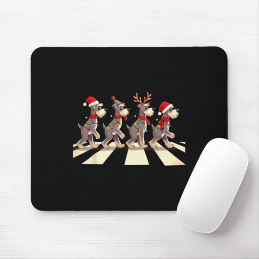 Tapis De Souris Miniature Schnauzer Dog Crossing Road Noël (Avec souris)