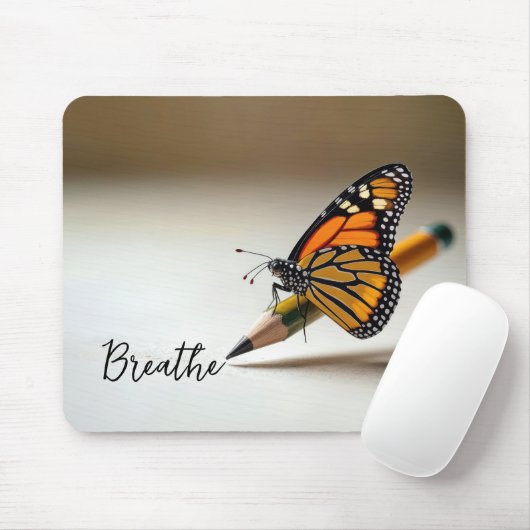 Tapis De Souris Monarch Butterfly On Pencil With Text (Avec souris)