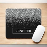 Tapis De Souris Monogram Silver Glam Parties scintillant Nom de l'<br><div class="desc">Argent et Black Faux Parties scintillant Étincelle Élégante et moderne Chic tendance Pad de Souris Monogrammé de luxe. Ce monogramme - ajoutez votre propre nom customisé mousepad peut être mis à jour avec votre nom.</div>