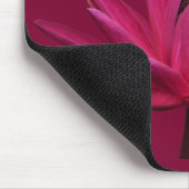 Tapis De Souris Monogramme à carreaux de la souris rose bordeaux (Coin)