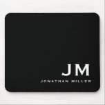Tapis De Souris Monogramme de bloc moderne minimal noir<br><div class="desc">Un monogramme minimaliste avec de grandes initiales de typographie dans une typographie de bloc classique avec votre nom ci-dessous. Cette mousepad professionnelle est parfaite pour la maison,  le bureau ou un cadeau personnalisé.</div>