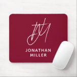 Tapis De Souris Monogramme de Bourgogne minimaliste moderne<br><div class="desc">Gardez votre espace de travail élégant et fonctionnel grâce à cette carte de souris Monogramme Bourgogne minimaliste moderne. Le design élégant est doté d'un monogramme personnalisable sur un arrière - plan vert olive minimaliste, et le socle en caoutchouc antidérapant assure une adhérence sécurisée sur n'importe quelle surface. Parfait pour un...</div>