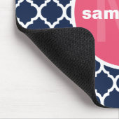 Tapis De Souris Monogramme de Quatrefoil de bleu et de roses (Coin)