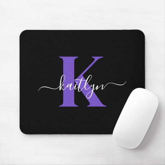 Tapis De Souris Monogramme de script moderne violet noir (Avec souris)
