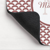Tapis De Souris Monogramme et nom des pétoncles blancs Brown et ro (Coin)
