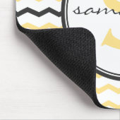 Tapis De Souris Monogramme jaune de Chevron (Coin)