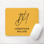 Tapis De Souris Monogramme jaune moutarde moderne<br><div class="desc">Gardez votre espace de travail élégant et fonctionnel avec cette souris Monogram Yellow Moderne. Le design élégant est doté d'un monogramme personnalisable sur un arrière - plan à la mode jaune moutarde, et le socle en caoutchouc antidérapant assure une adhérence sécurisée sur n'importe quelle surface. Parfait pour un usage personnel...</div>