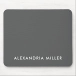 Tapis De Souris Monogramme minimaliste gris personnalisé<br><div class="desc">Restez élégant et organisé avec cette souris monogramme gris minimaliste personnalisée avec votre nom en police blanche simple et élégante. L'arrière - plan solide offre un look moderne et propre qui permettra d'élever n'importe quel espace de travail. Parfait pour un usage domestique ou professionnel, ce tapis de souris est sûr...</div>
