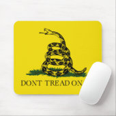 Tapis De Souris Ne pas taper sur le drapeau de Me Gadsden (Avec souris)