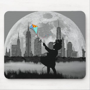 Tapis De Souris NEW YORK Pleine lune fille avec cerf-volant bleu -