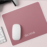 Tapis De Souris Nom du monogramme or Rose personnalisé<br><div class="desc">Mettez à niveau votre espace de travail avec ce pavé de souris en or monogramme rose personnalisé. Doté d'un élégant monogramme en or rose, ce tapis de souris personnalisé apporte une touche d'élégance à tout bureau ou décor de bureau. Fabriqué à partir d'une surface lisse et durable, il fournit de...</div>