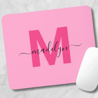 Nom en écriture manuscrite avec monogramme rose fé