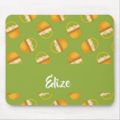 Tapis De Souris Oeufs en corbeille marron sur vert (Devant)