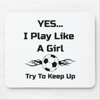 Tapis De Souris Oui... je joue comme une fille Flaming Soccer Byll