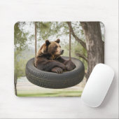 Tapis De Souris Ours Brown assis dans la couture de pneu (Avec souris)