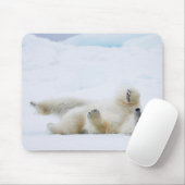 Tapis De Souris Ours polaire roulant dans la neige, Norvège (Avec souris)