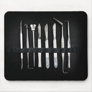 Tapis De Souris Outils de embaumement assortis d'antiquité
