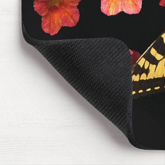 Tapis De Souris Papillon de machaon de tigre sur les fleurs rouges (Coin)